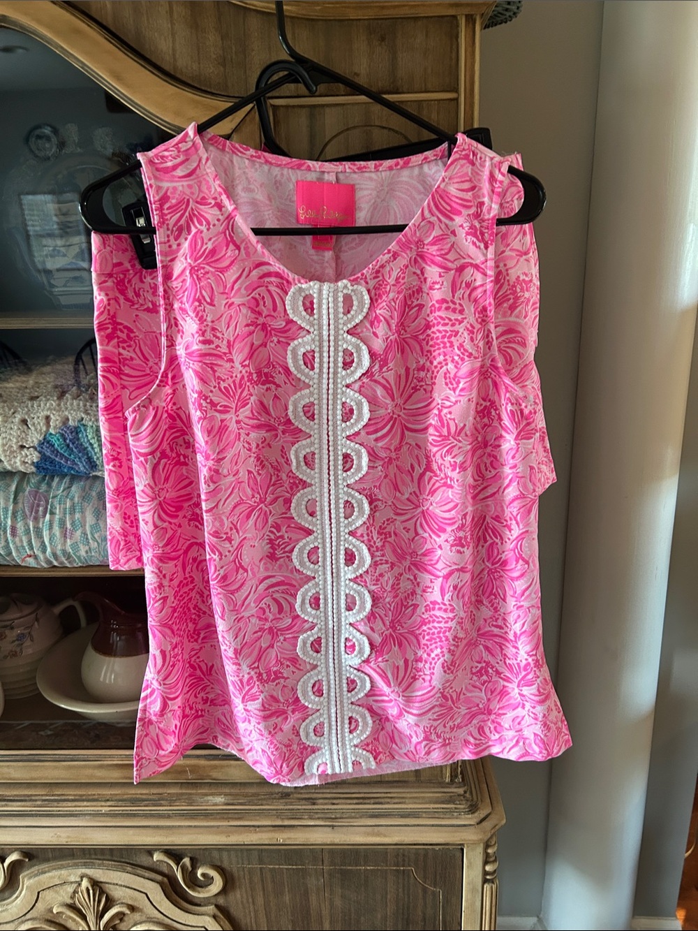 Lilly Pulitzer Hot Pink fola Floral Lace-Trim Sleeveless tunic and short set